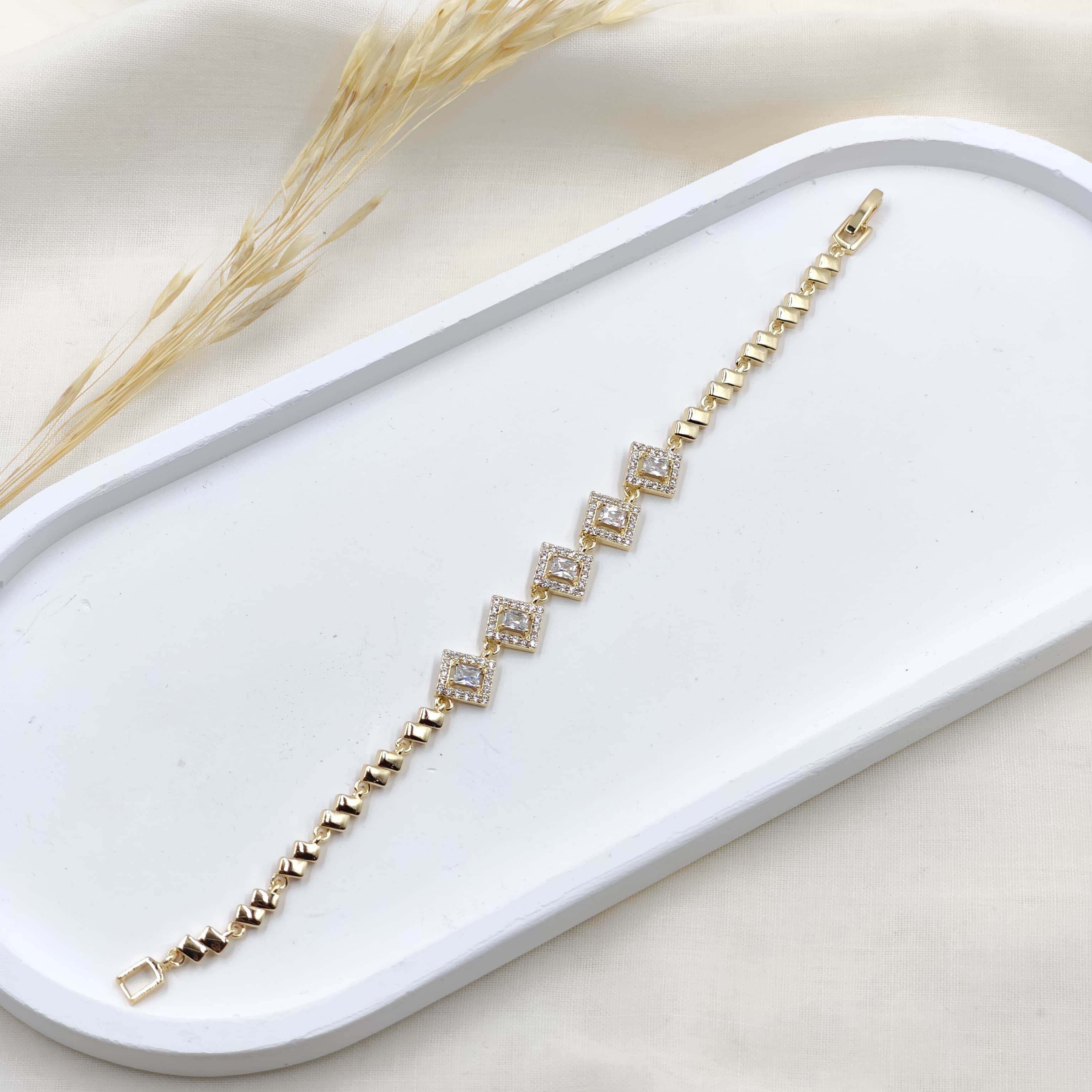 VIP BILEKLIK CMK (50)