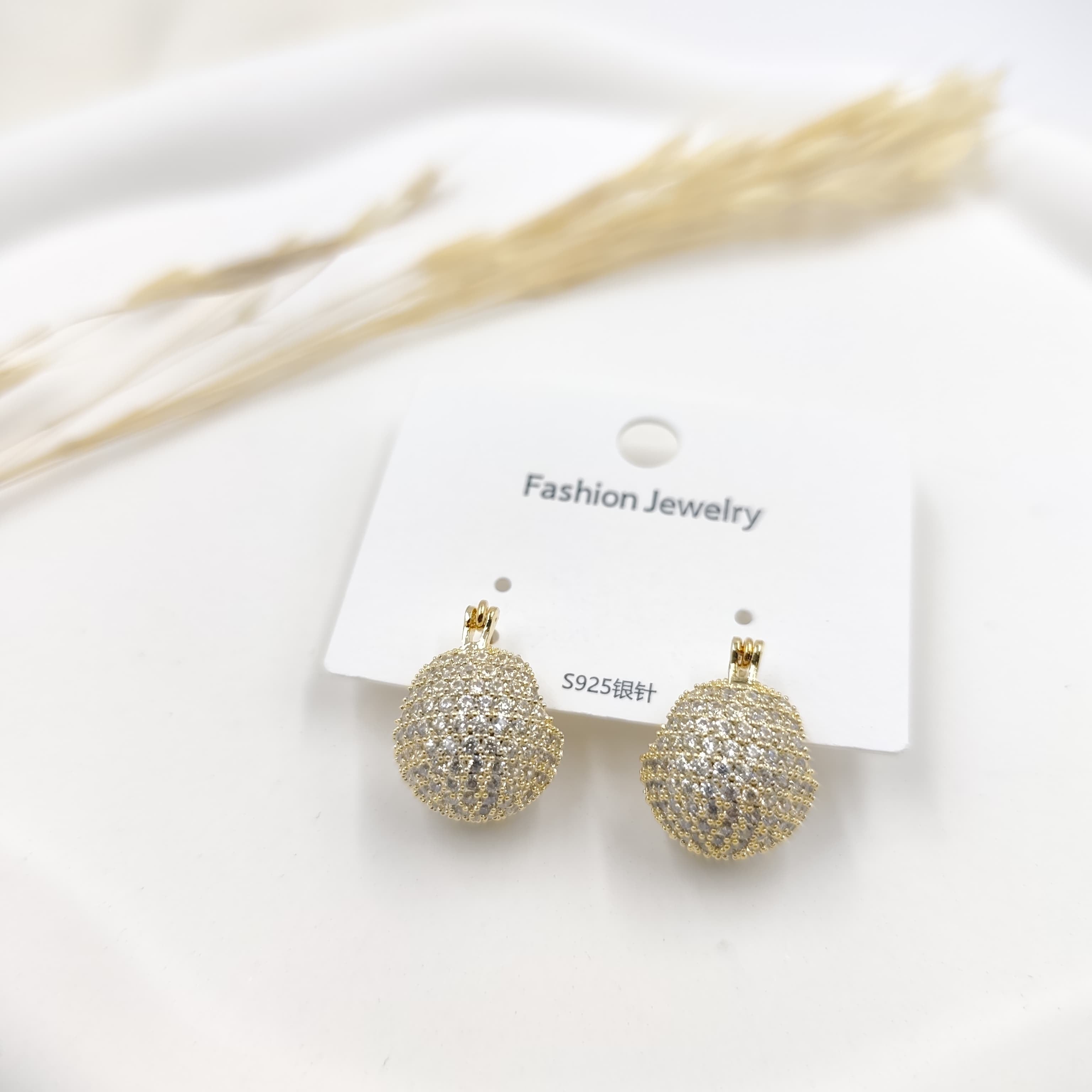 Zirkon Küpe Gold 45